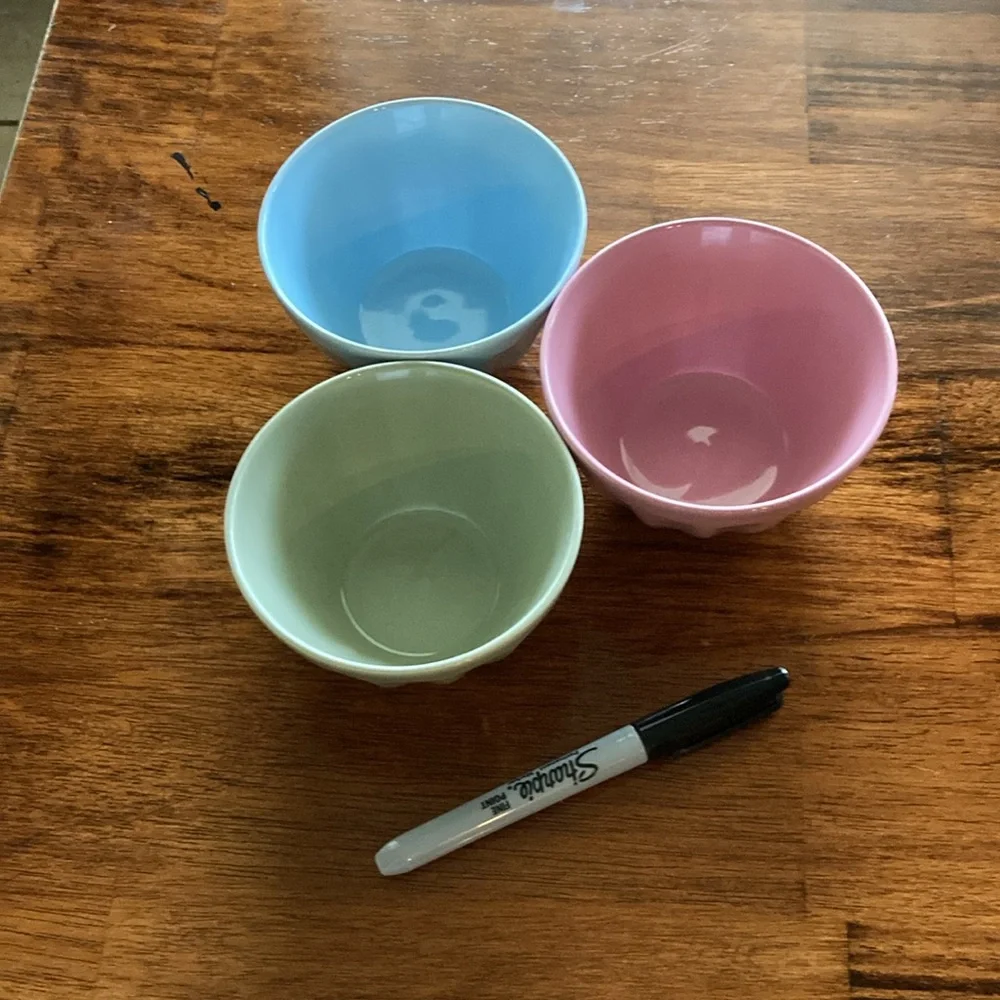 Pier 1 Imports Small Bowl Set Blue Pink Green Dipping Appetizer Bowls Like New